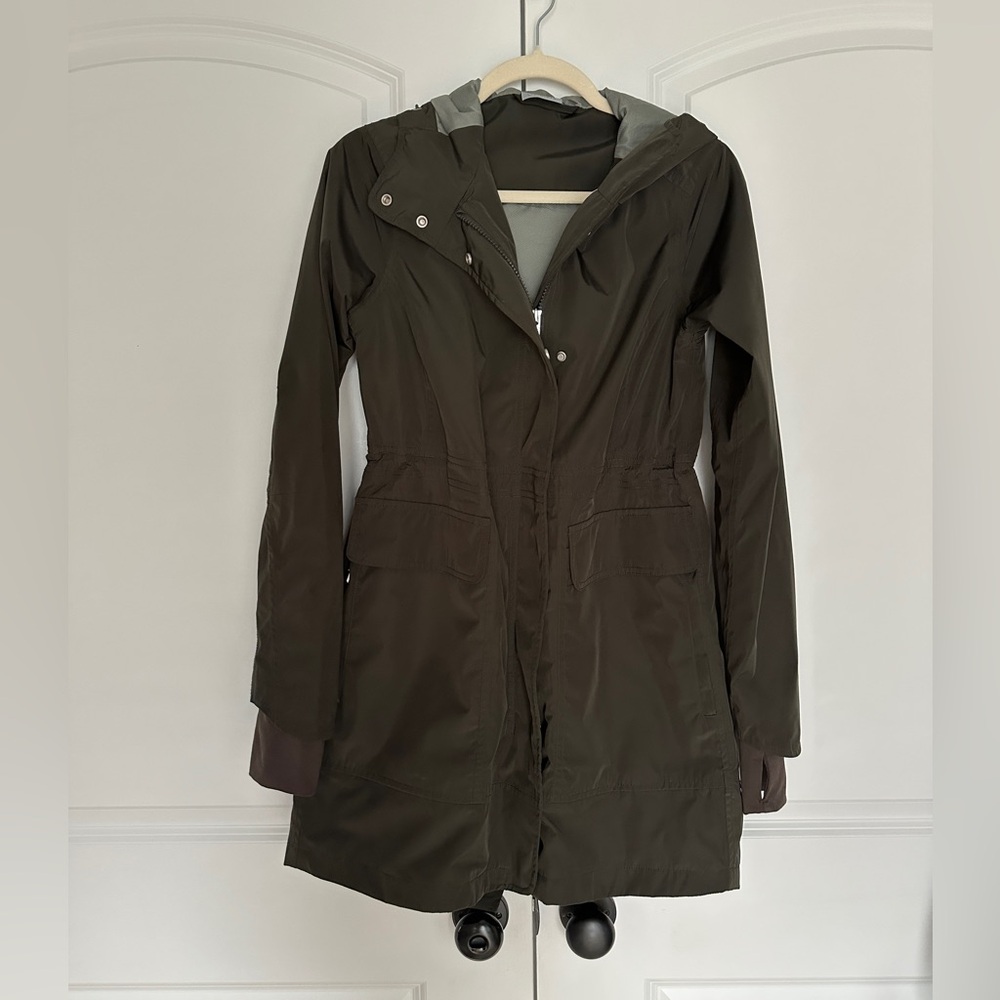 Athleta Olive Rain Jacket – Women’s XS